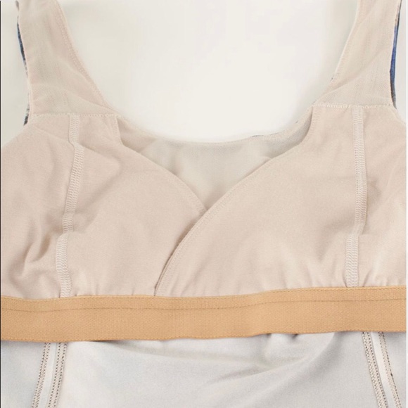Lululemon Wholehearted Tank 6 Built In Bra Luon Milky Way - Picture 4 of 9